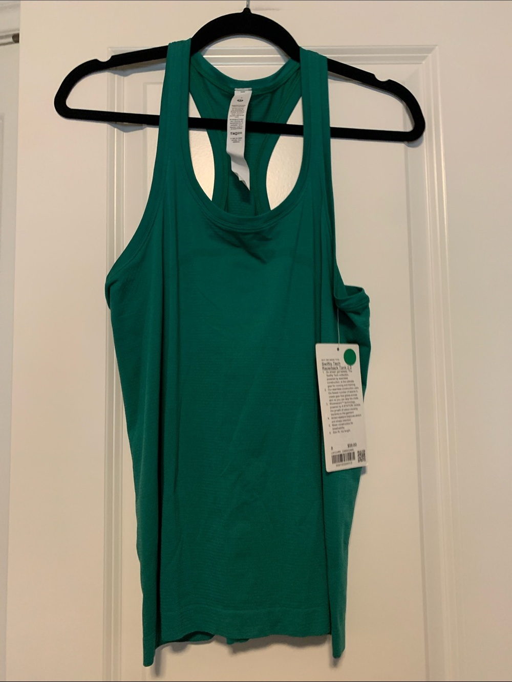 lululemon athletica Cascadia Green Swiftly Tank
Sz 8, Hip Length, NWT
